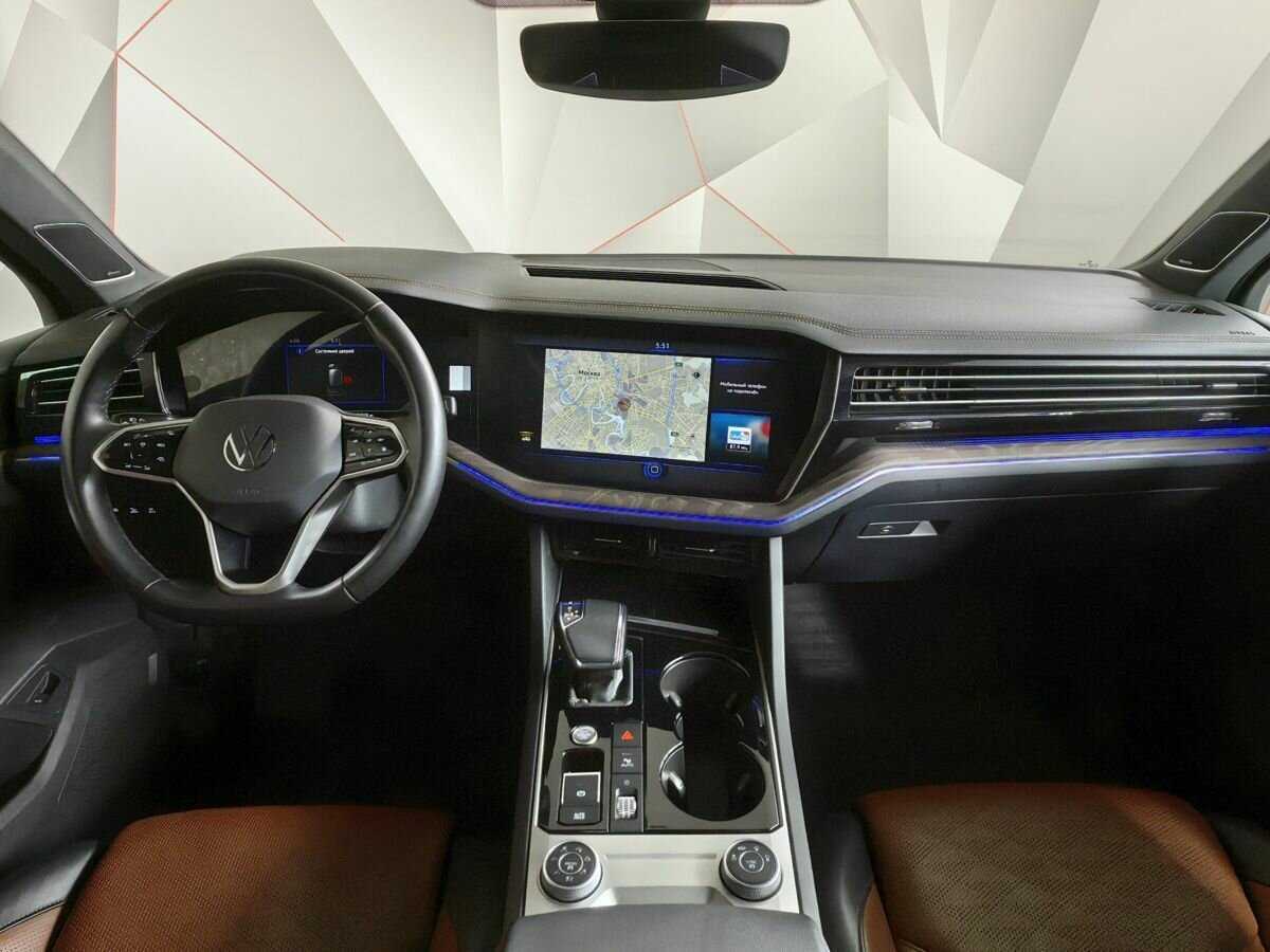 Volkswagen Touareg с пробегом — 2021 год. Фото: #9