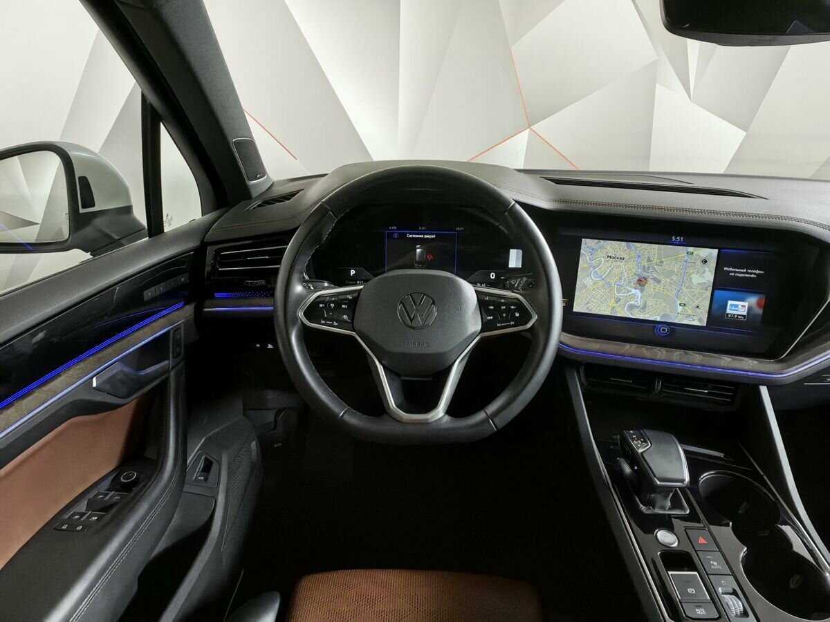 Volkswagen Touareg с пробегом — 2021 год. Фото: #14