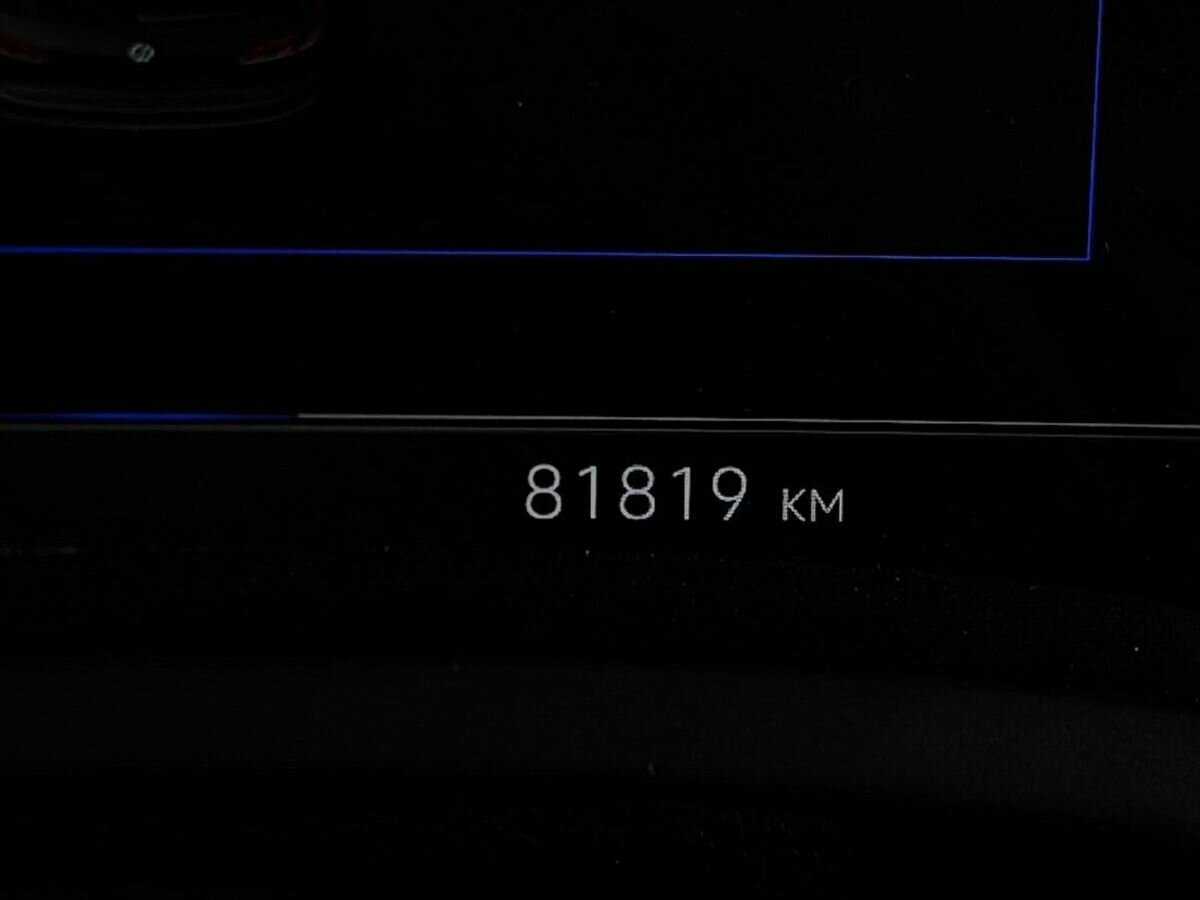 Volkswagen Touareg с пробегом — 2021 год. Фото: #16