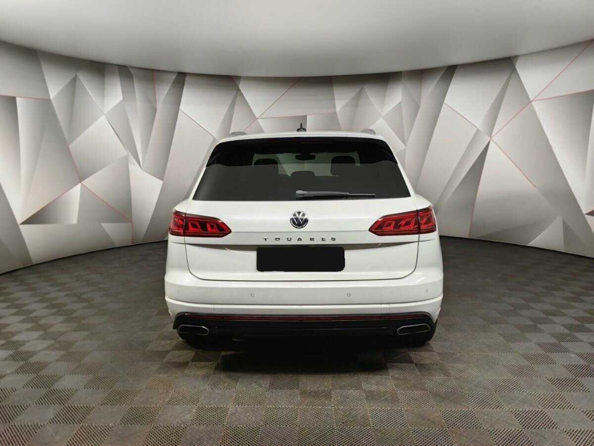 Volkswagen Touareg с пробегом — 2019 год. Фото: #7