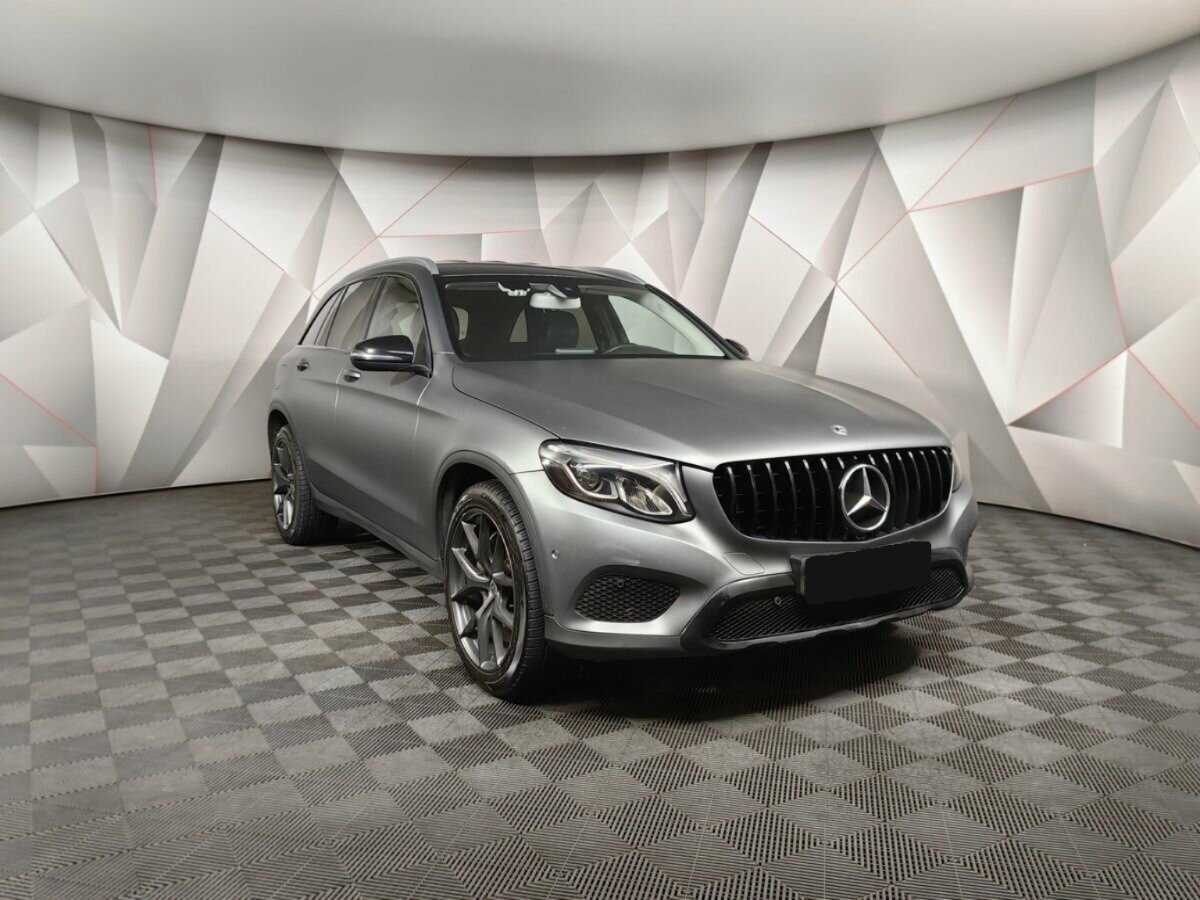 Mercedes-Benz GLC с пробегом — 2018 год. Фото: #2