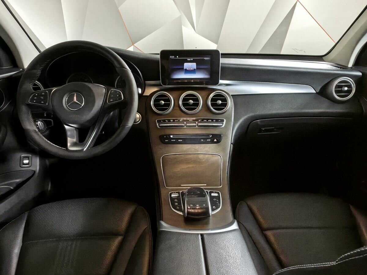 Mercedes-Benz GLC с пробегом — 2018 год. Фото: #9