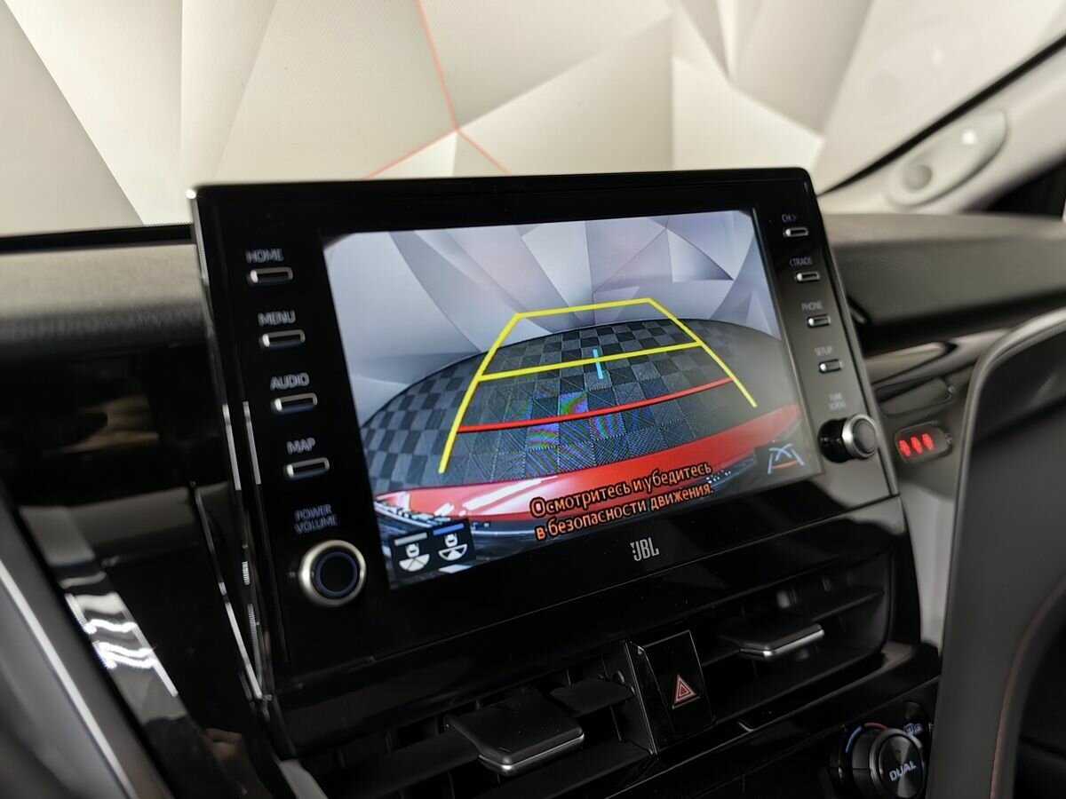 Toyota Camry с пробегом — 2021 год. Фото: #15