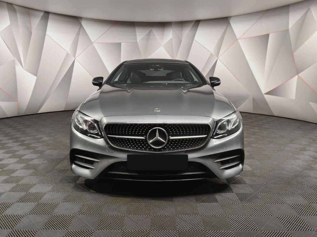 Mercedes-Benz E-Класс с пробегом — 2018 год. Фото: #6