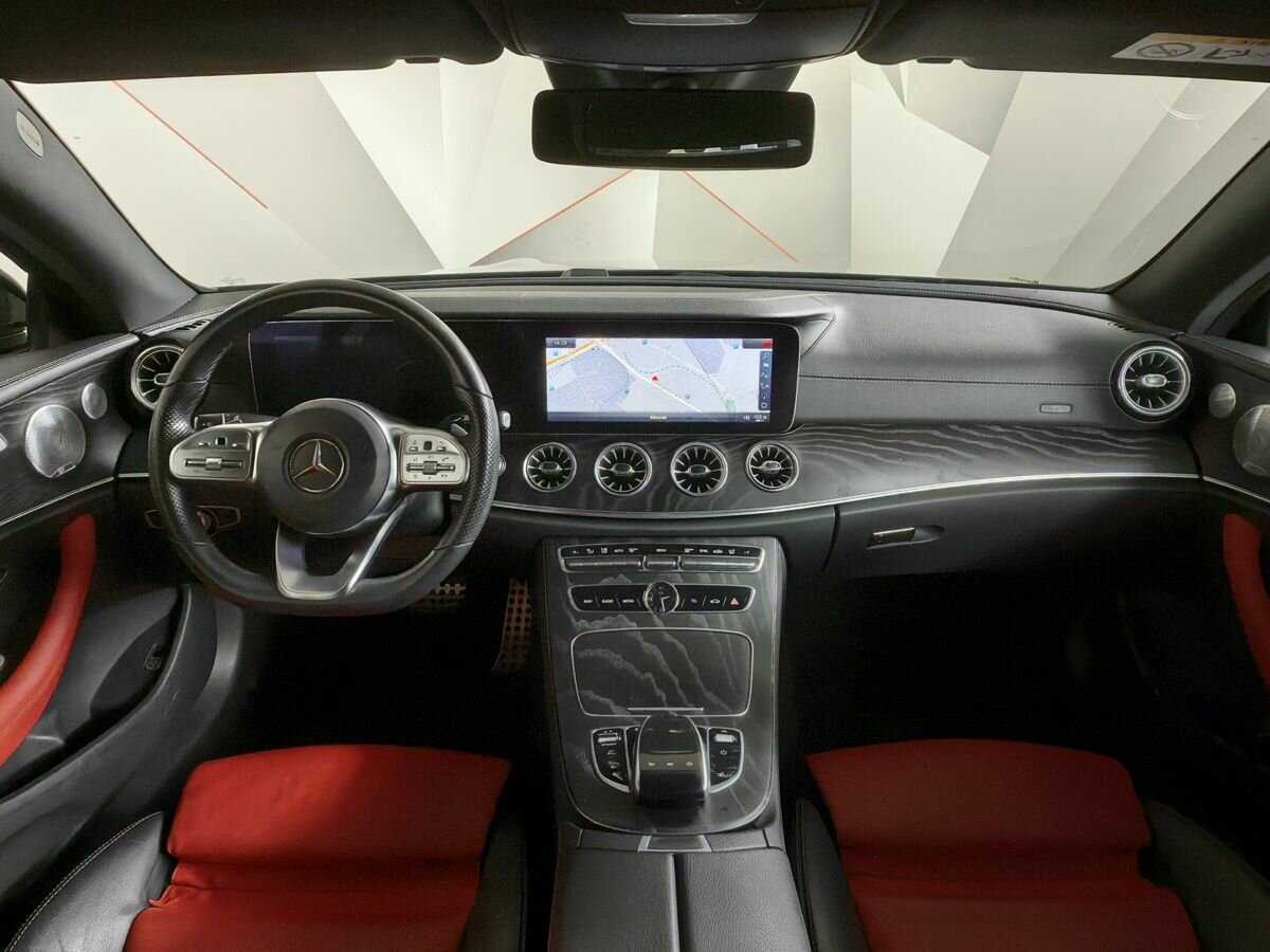 Mercedes-Benz E-Класс с пробегом — 2018 год. Фото: #9