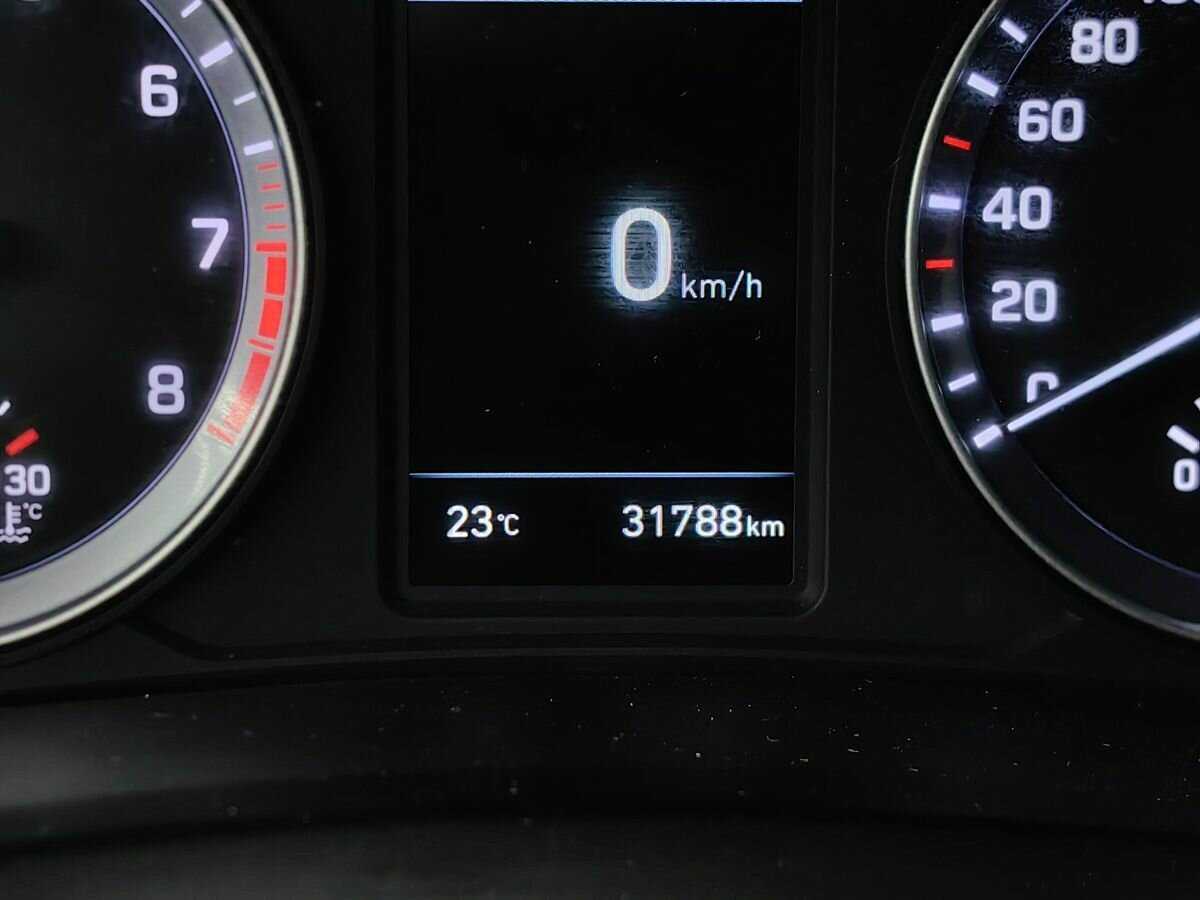 Hyundai Sonata с пробегом — 2018 год. Фото: #16