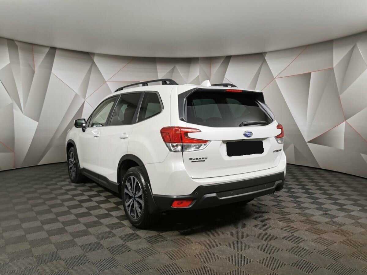 Subaru Forester с пробегом — 2023 год. Фото: #3