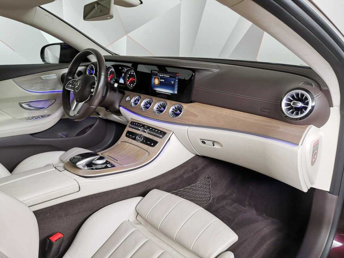 Mercedes-Benz E-Класс с пробегом — 2019 год. Фото: #7