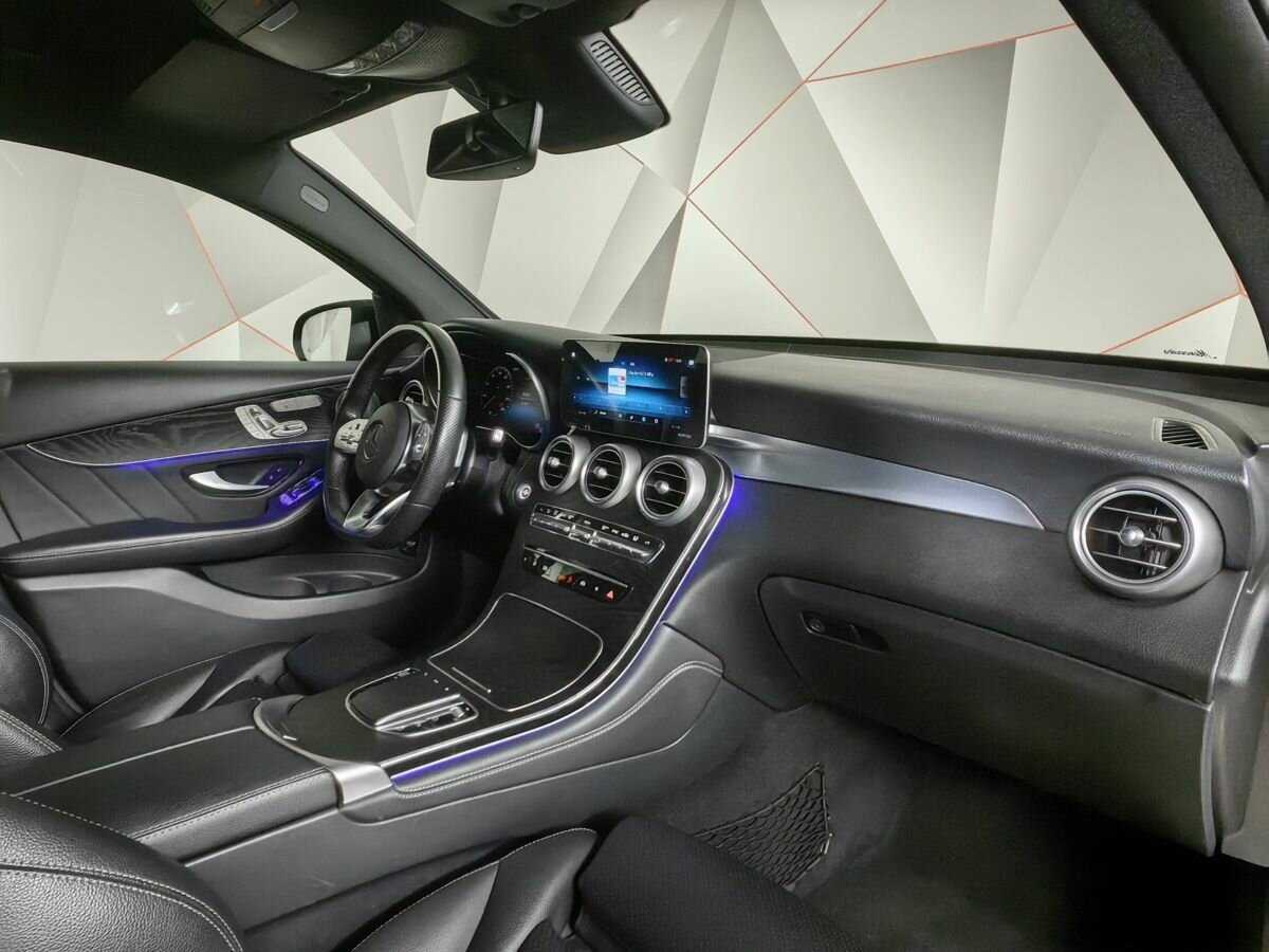 Mercedes-Benz GLC с пробегом — 2020 год. Фото: #8