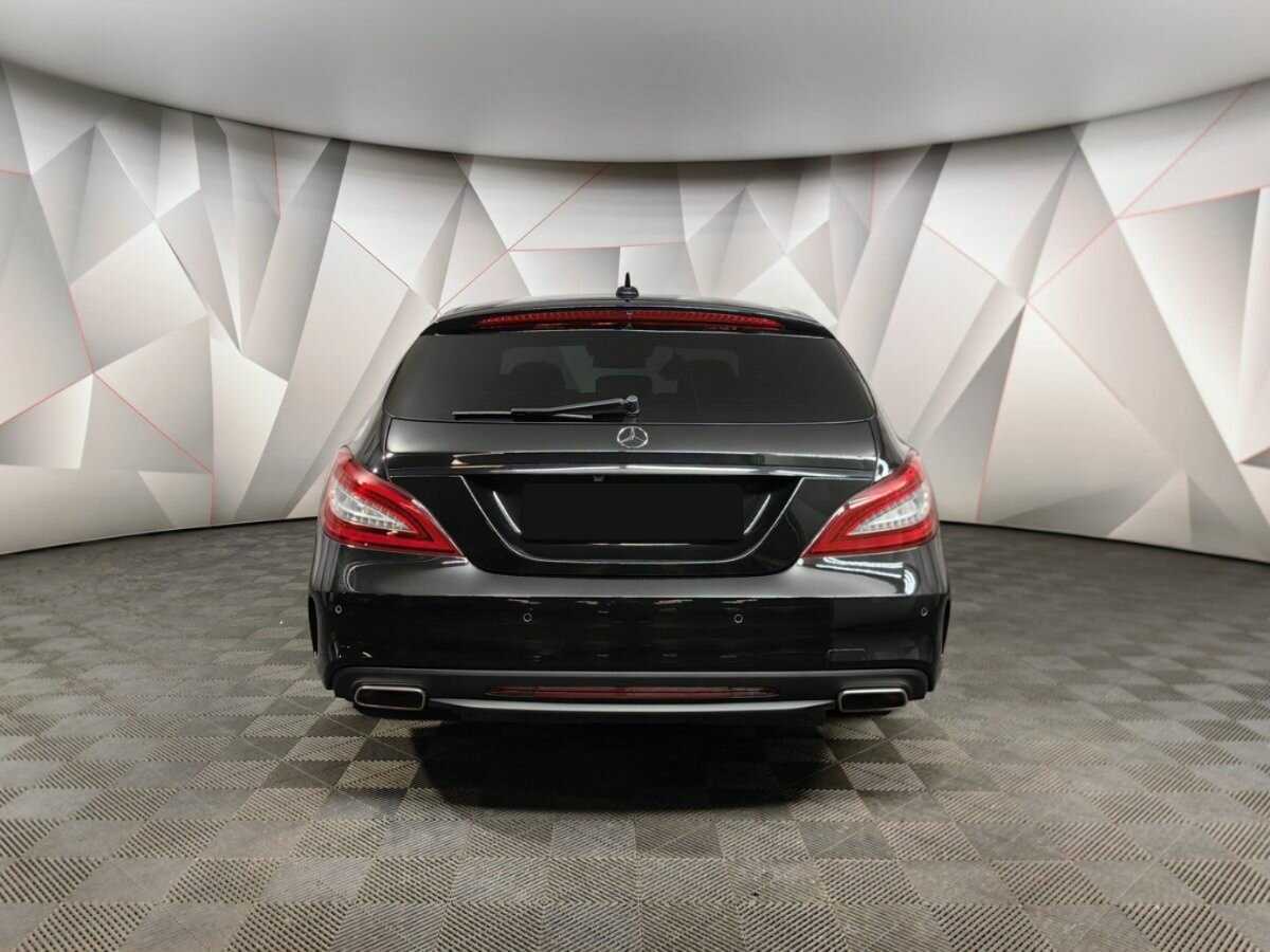 Mercedes-Benz CLS с пробегом — 2017 год. Фото: #7