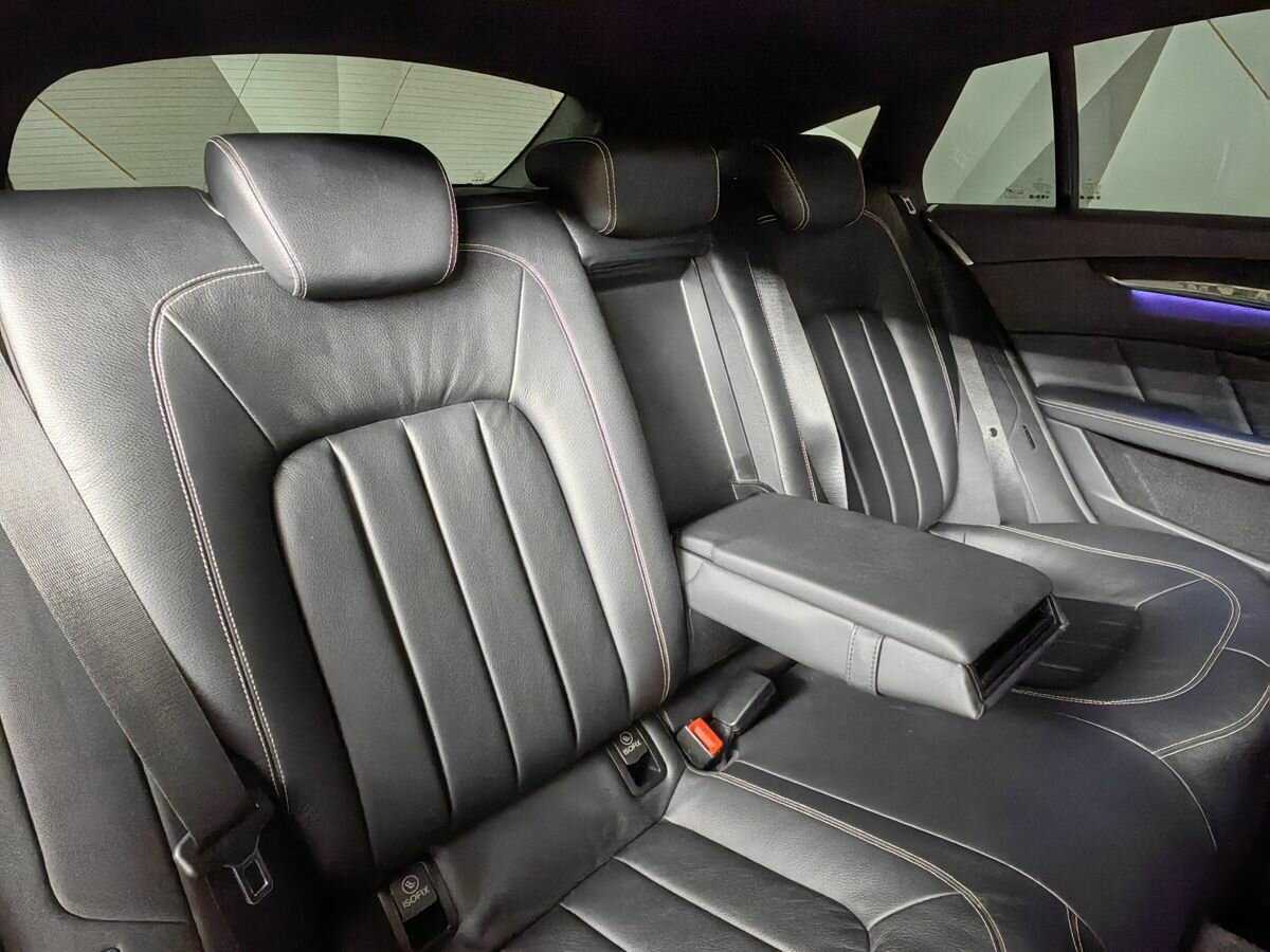 Mercedes-Benz CLS с пробегом — 2017 год. Фото: #12