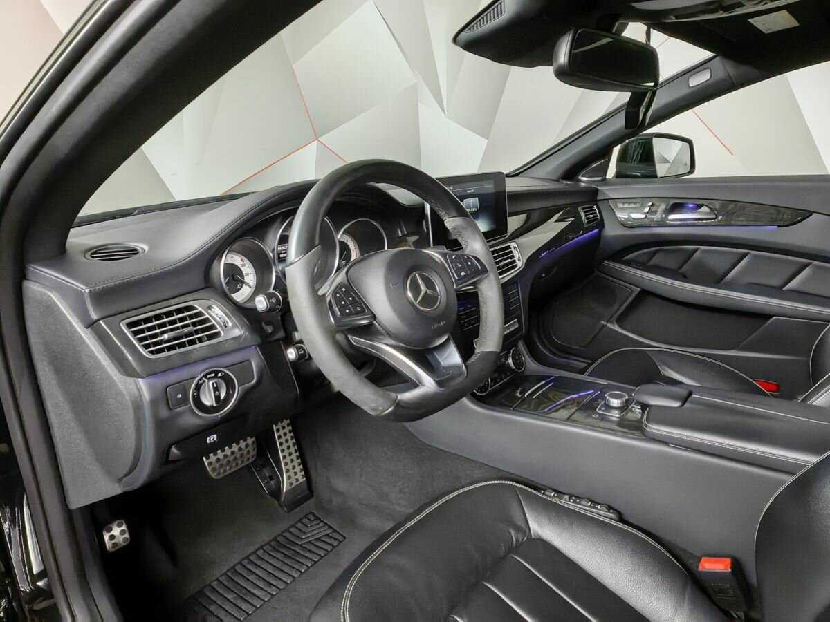 Mercedes-Benz CLS с пробегом — 2017 год. Фото: #13