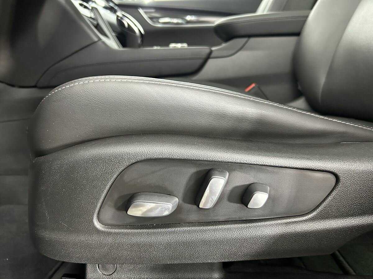 Cadillac XT6 с пробегом — 2021 год. Фото: #8