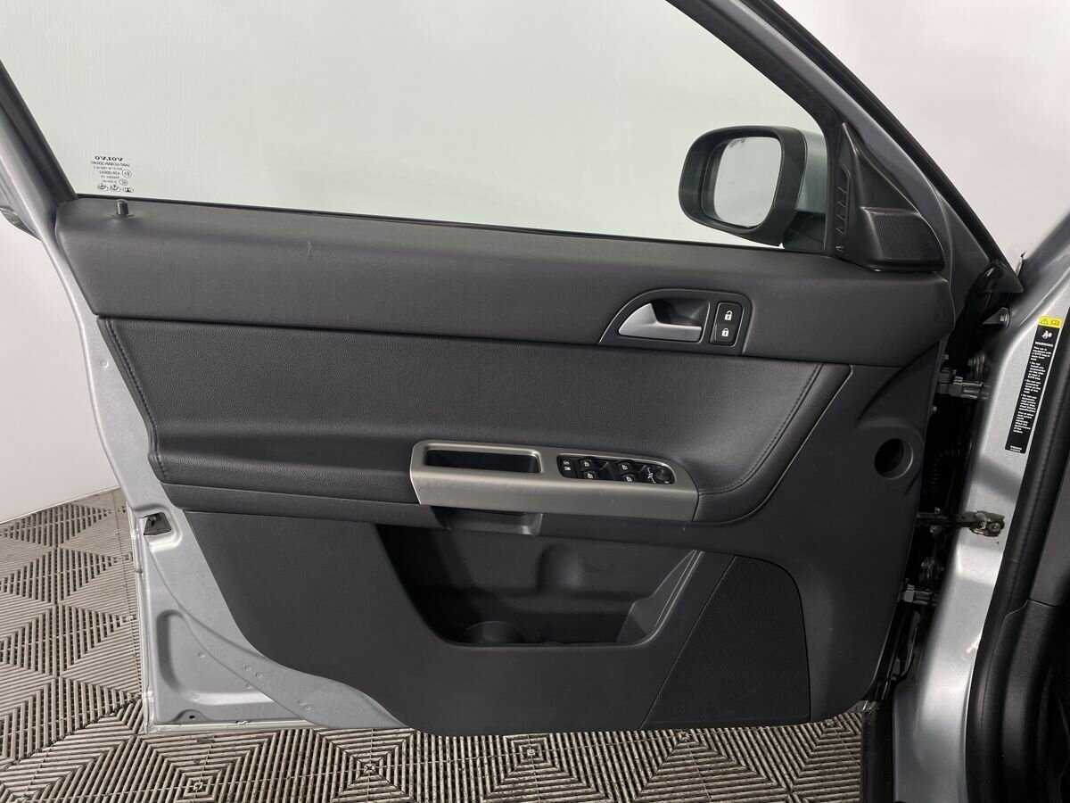 Volvo S40 с пробегом — 2008 год. Фото: #7