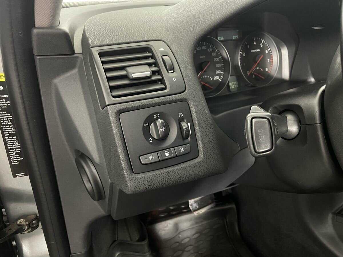 Volvo S40 с пробегом — 2008 год. Фото: #8