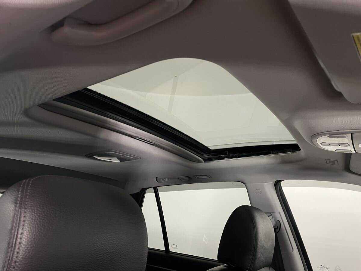 Hyundai Santa Fe с пробегом — 2011 год. Фото: #14