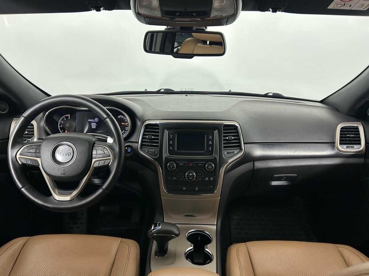 Jeep Grand Cherokee с пробегом — 2013 год. Фото: #6