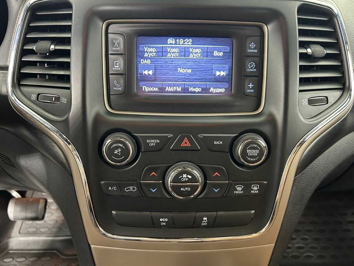 Jeep Grand Cherokee с пробегом — 2013 год. Фото: #11