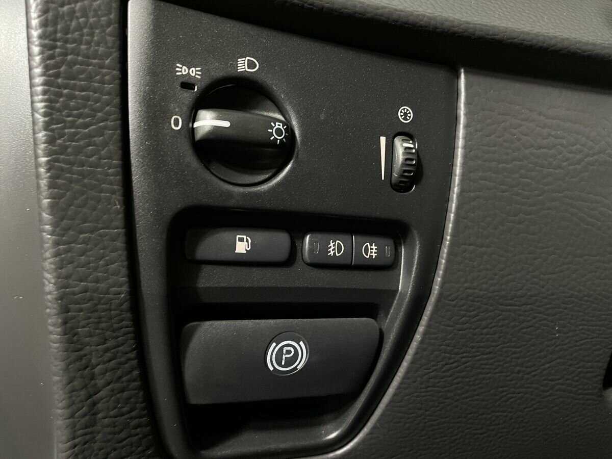 Volvo XC90 с пробегом — 2003 год. Фото: #7