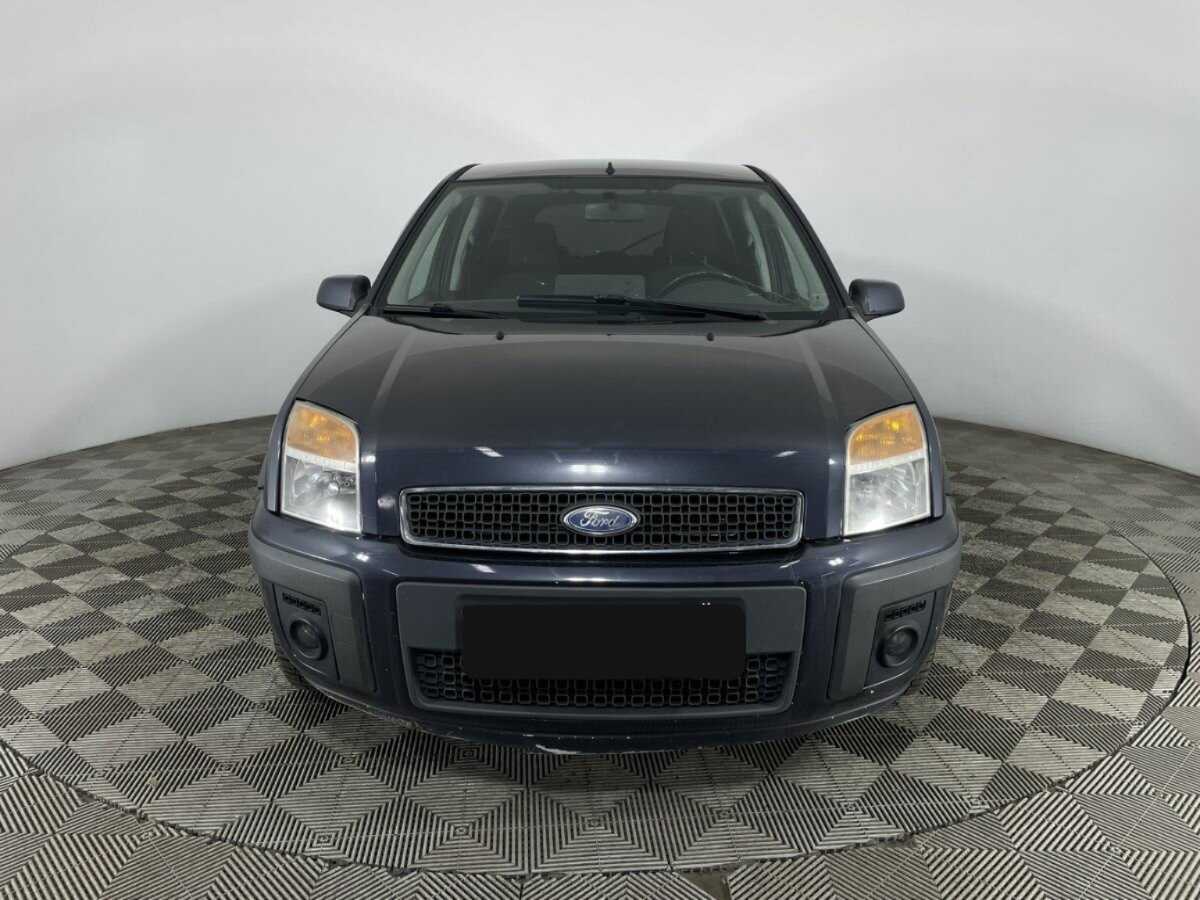 Ford Fusion с пробегом — 2006 год. Фото: #1