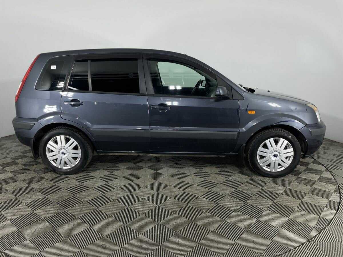 Ford Fusion с пробегом — 2006 год. Фото: #3