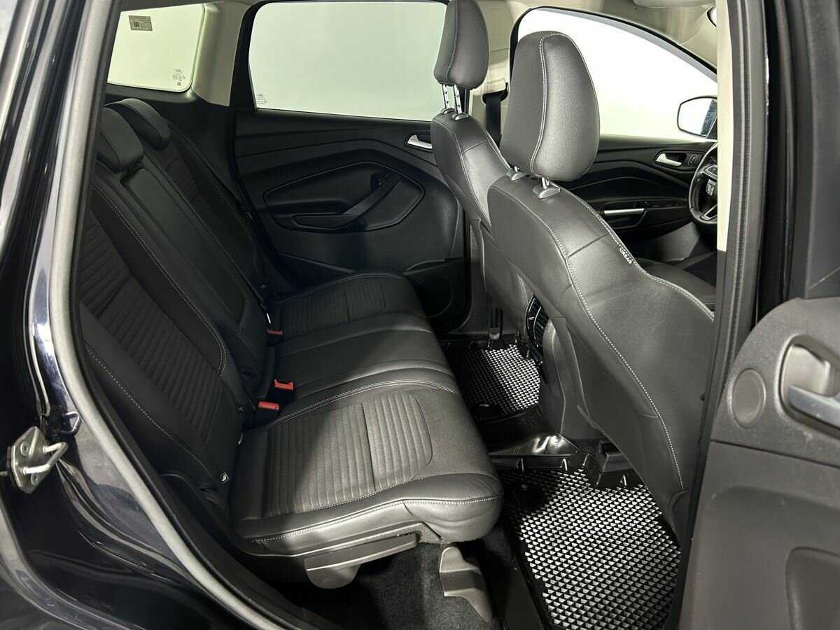 Ford Kuga с пробегом — 2018 год. Фото: #13