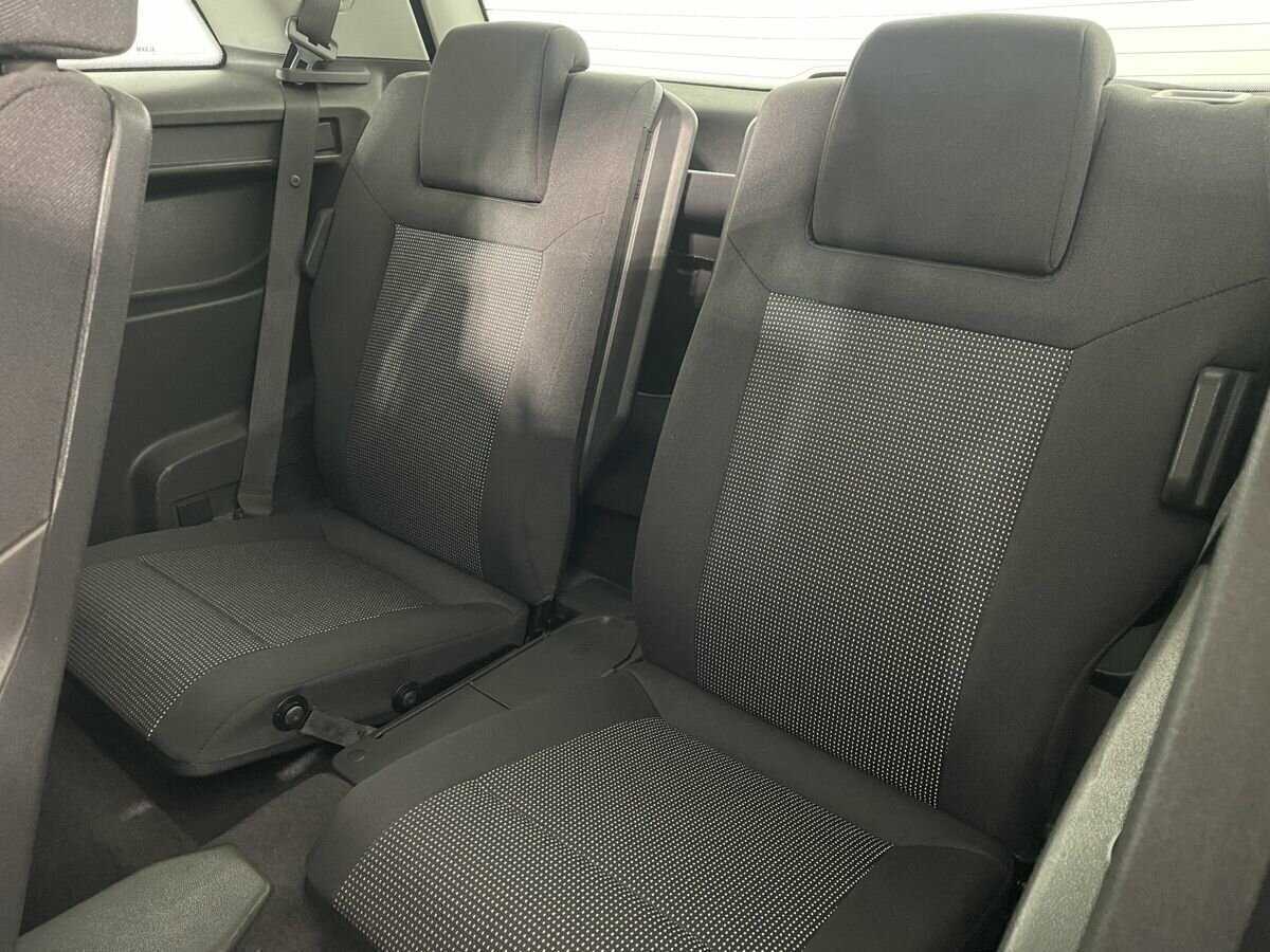 Opel Zafira с пробегом — 2010 год. Фото: #16