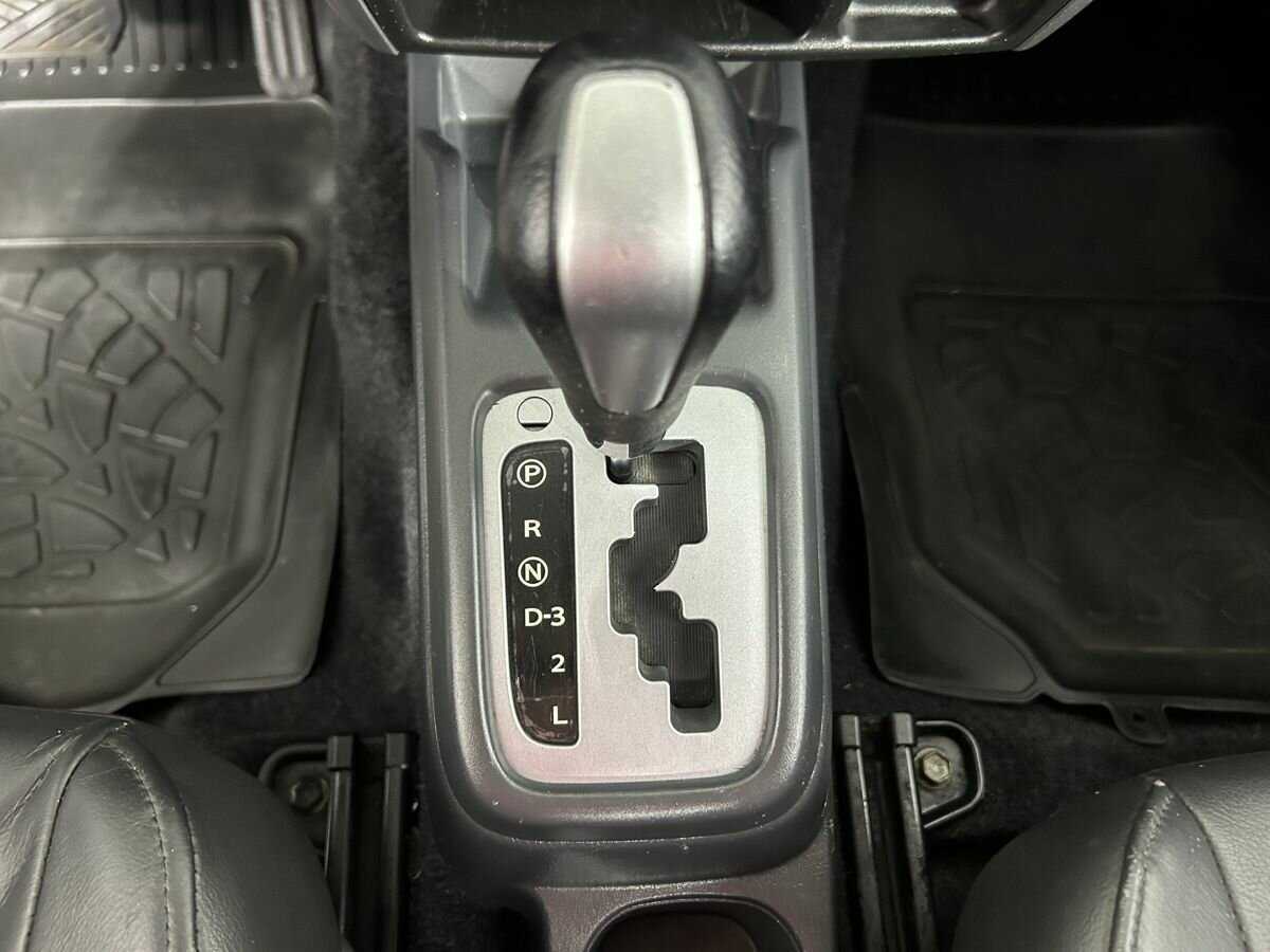 Suzuki Jimny с пробегом — 2008 год. Фото: #12