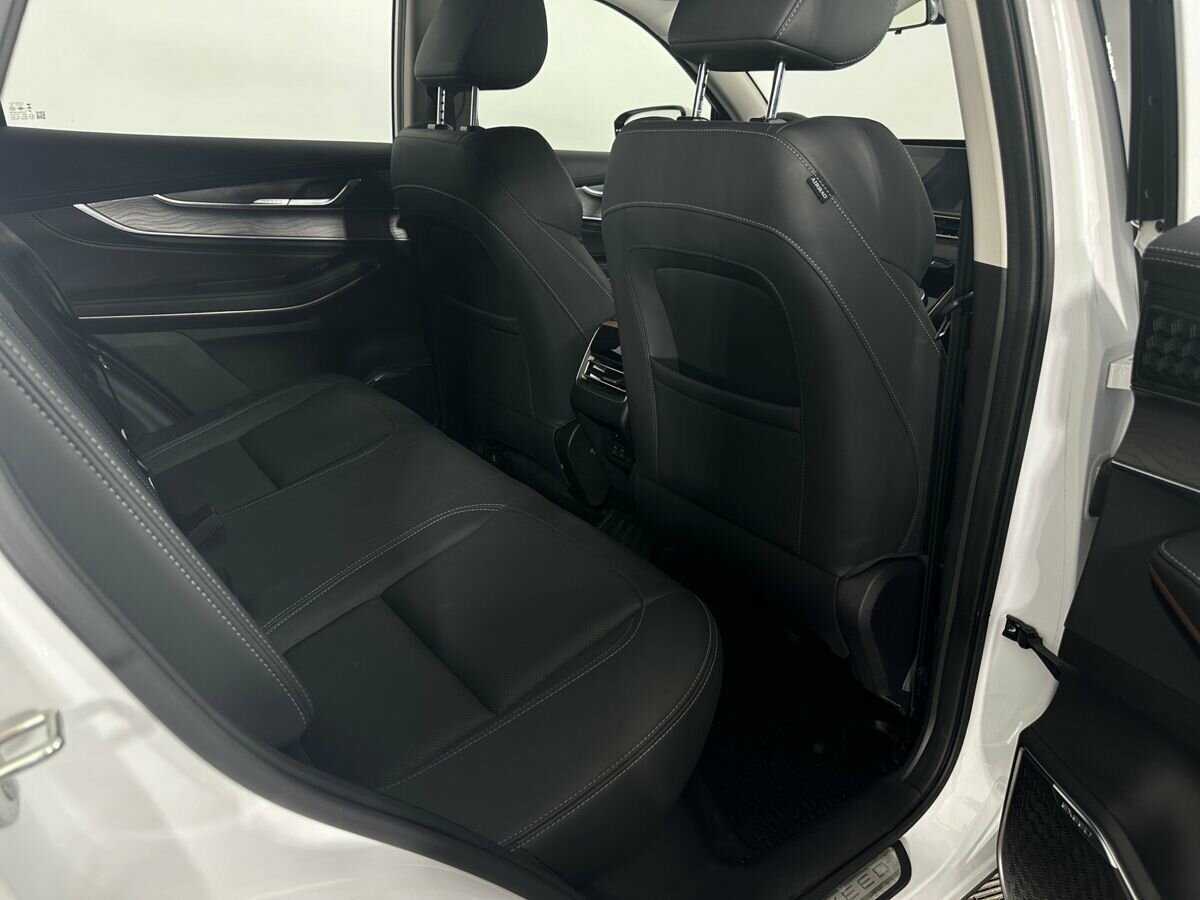 EXEED LX с пробегом — 2023 год. Фото: #15