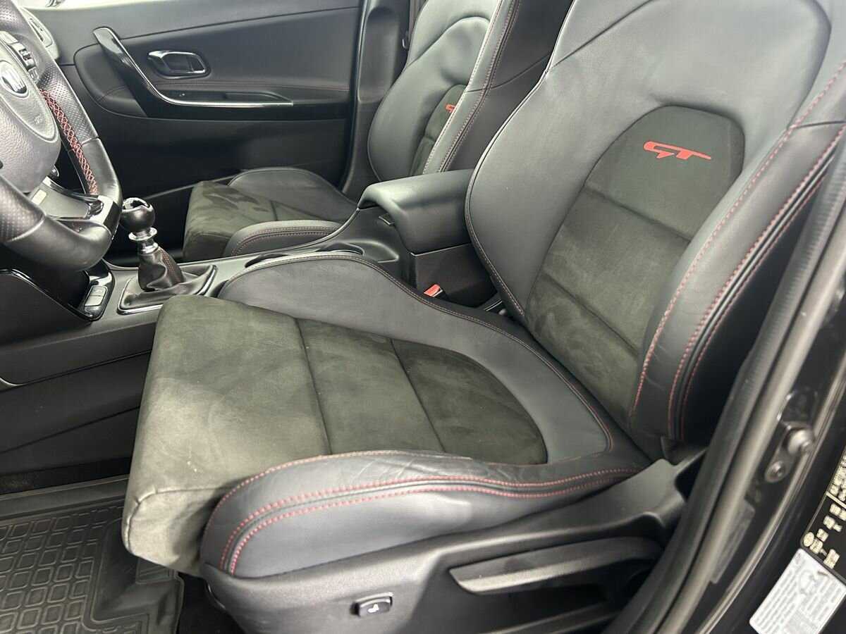 Kia Ceed GT с пробегом — 2017 год. Фото: #9