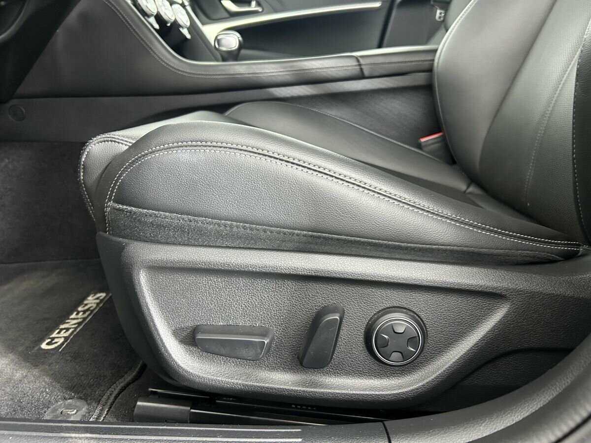 Genesis G70 с пробегом — 2021 год. Фото: #9