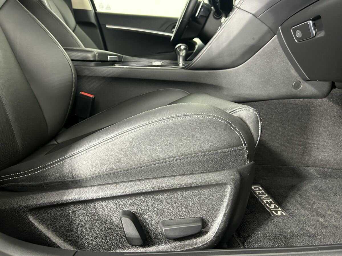 Genesis G70 с пробегом — 2021 год. Фото: #13