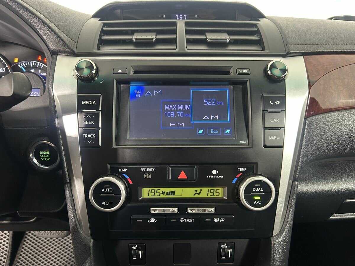 Toyota Camry с пробегом — 2013 год. Фото: #11