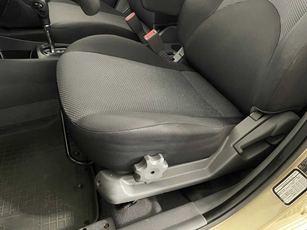 Kia Rio с пробегом — 2010 год. Фото: #9