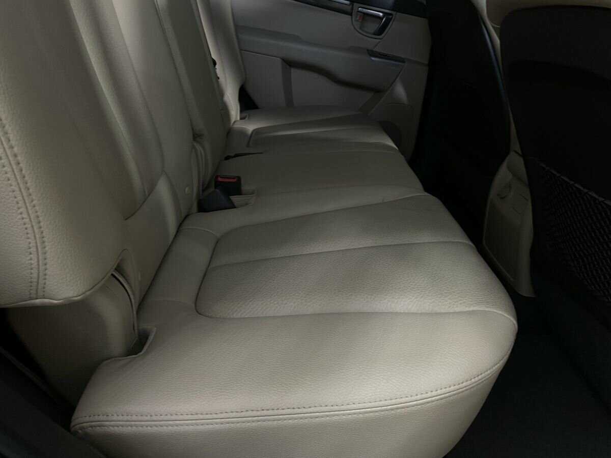 Hyundai Santa Fe с пробегом — 2010 год. Фото: #15