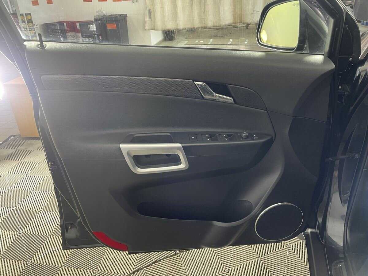 Opel Antara с пробегом — 2010 год. Фото: #4