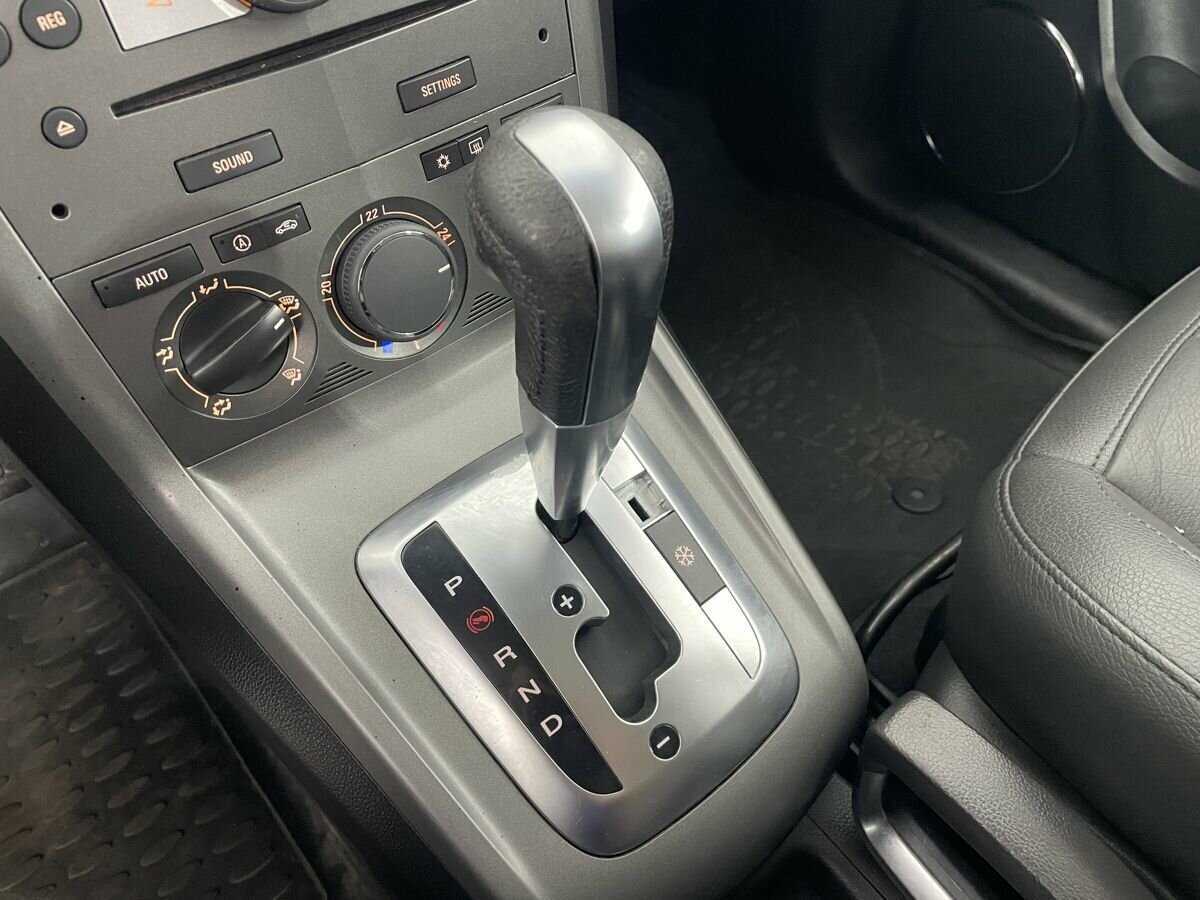 Opel Antara с пробегом — 2010 год. Фото: #9