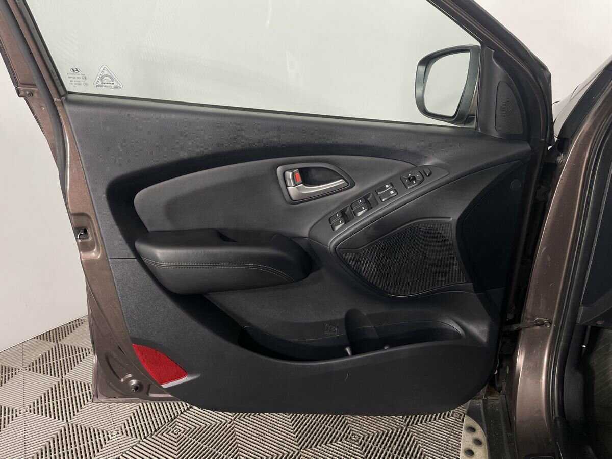 Hyundai ix35 с пробегом — 2010 год. Фото: #5