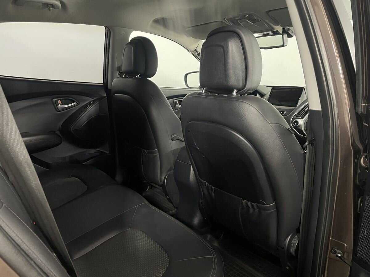 Hyundai ix35 с пробегом — 2010 год. Фото: #13