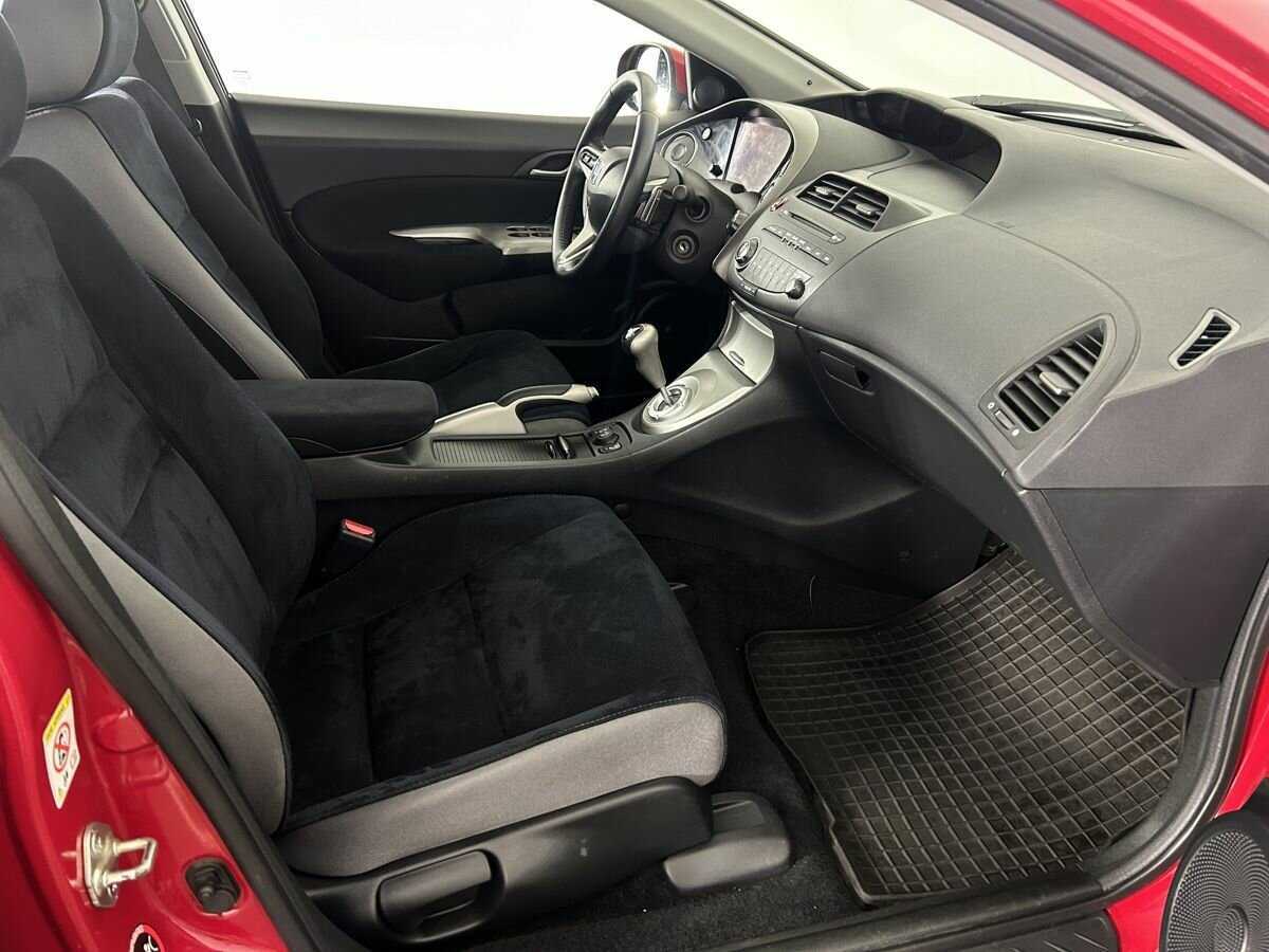 Honda Civic с пробегом — 2008 год. Фото: #13