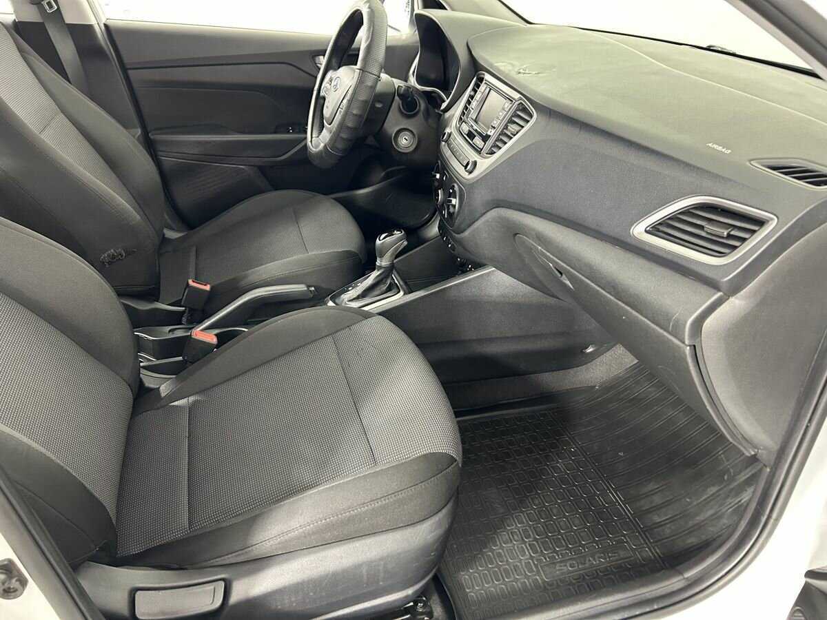 Hyundai Solaris с пробегом — 2017 год. Фото: #13