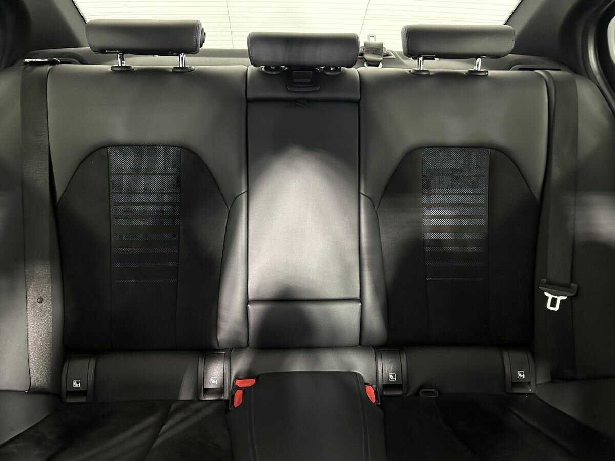 BMW 3 серии с пробегом — 2019 год. Фото: #14