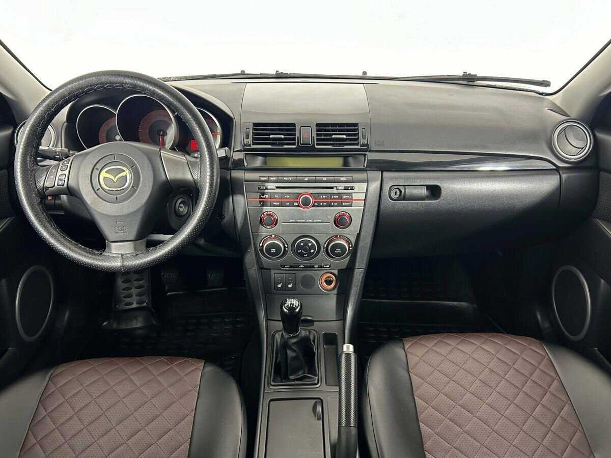 Mazda 3 с пробегом — 2007 год. Фото: #6