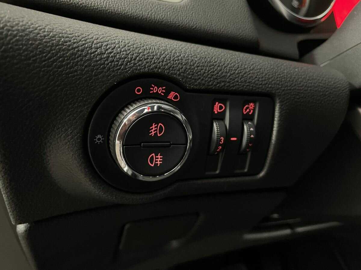 Opel Astra с пробегом — 2010 год. Фото: #8