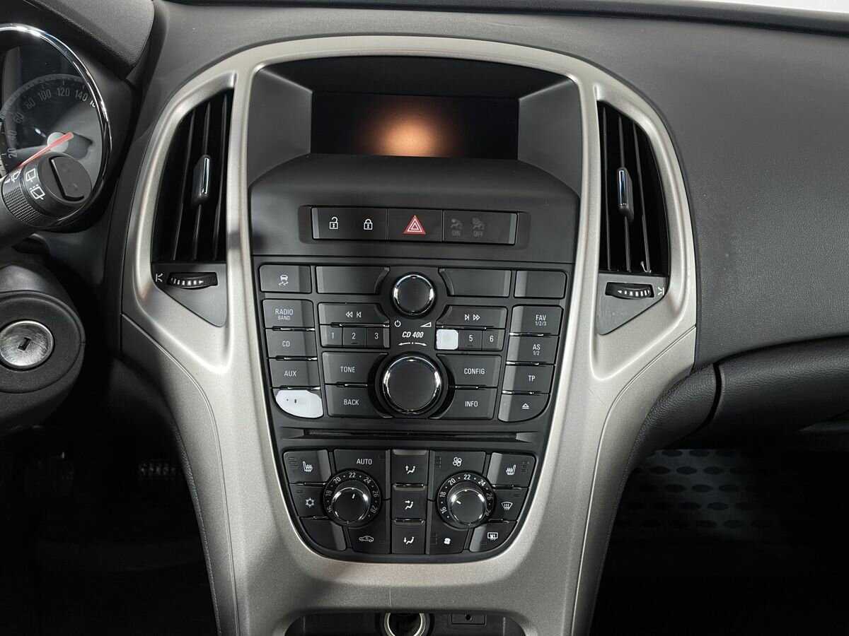 Opel Astra с пробегом — 2010 год. Фото: #11