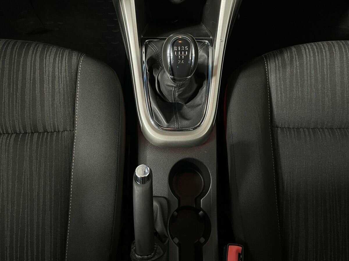 Opel Astra с пробегом — 2010 год. Фото: #12