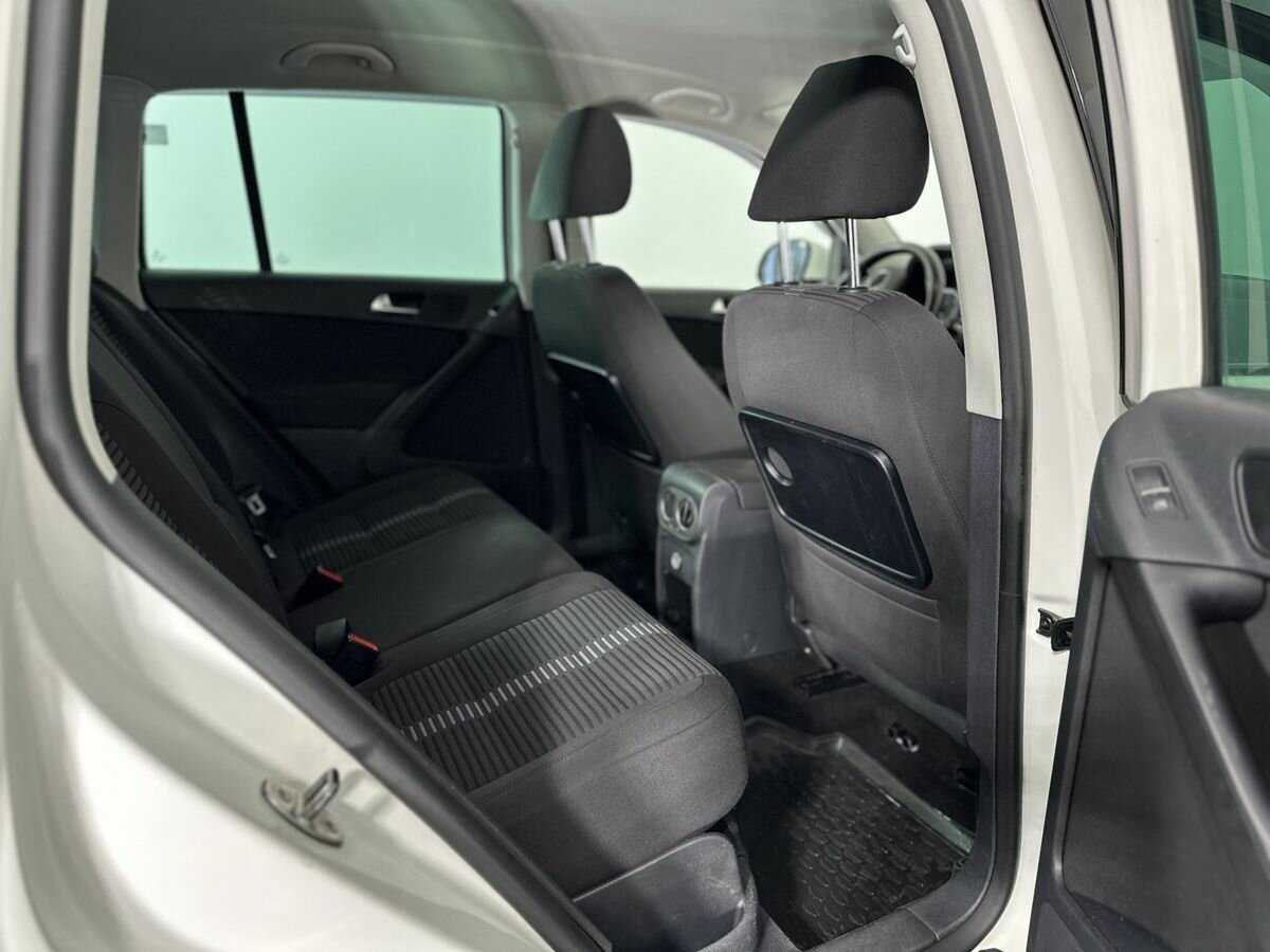 Volkswagen Tiguan с пробегом — 2011 год. Фото: #15