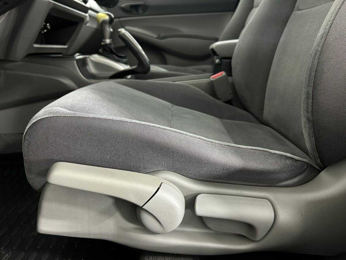 Honda Civic с пробегом — 2007 год. Фото: #8