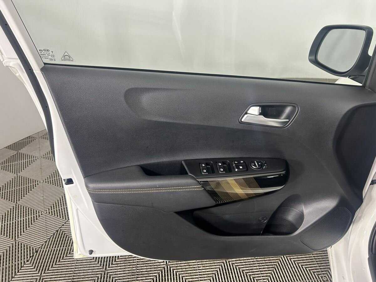 Kia Picanto с пробегом — 2022 год. Фото: #7