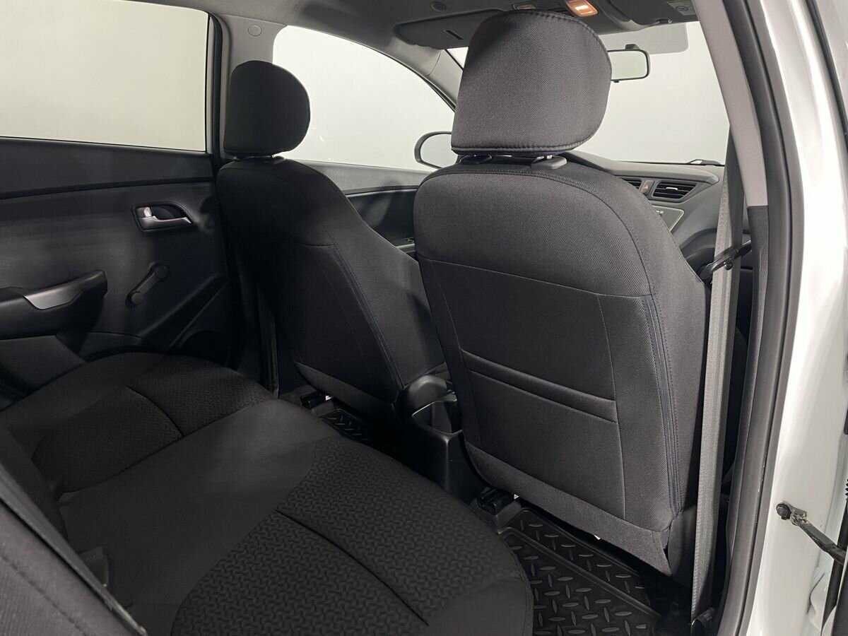 Kia Rio с пробегом — 2017 год. Фото: #15